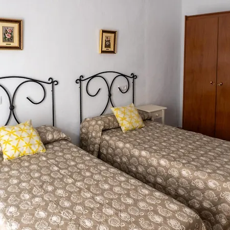 At Veragustina En La Sierra De Gredos *